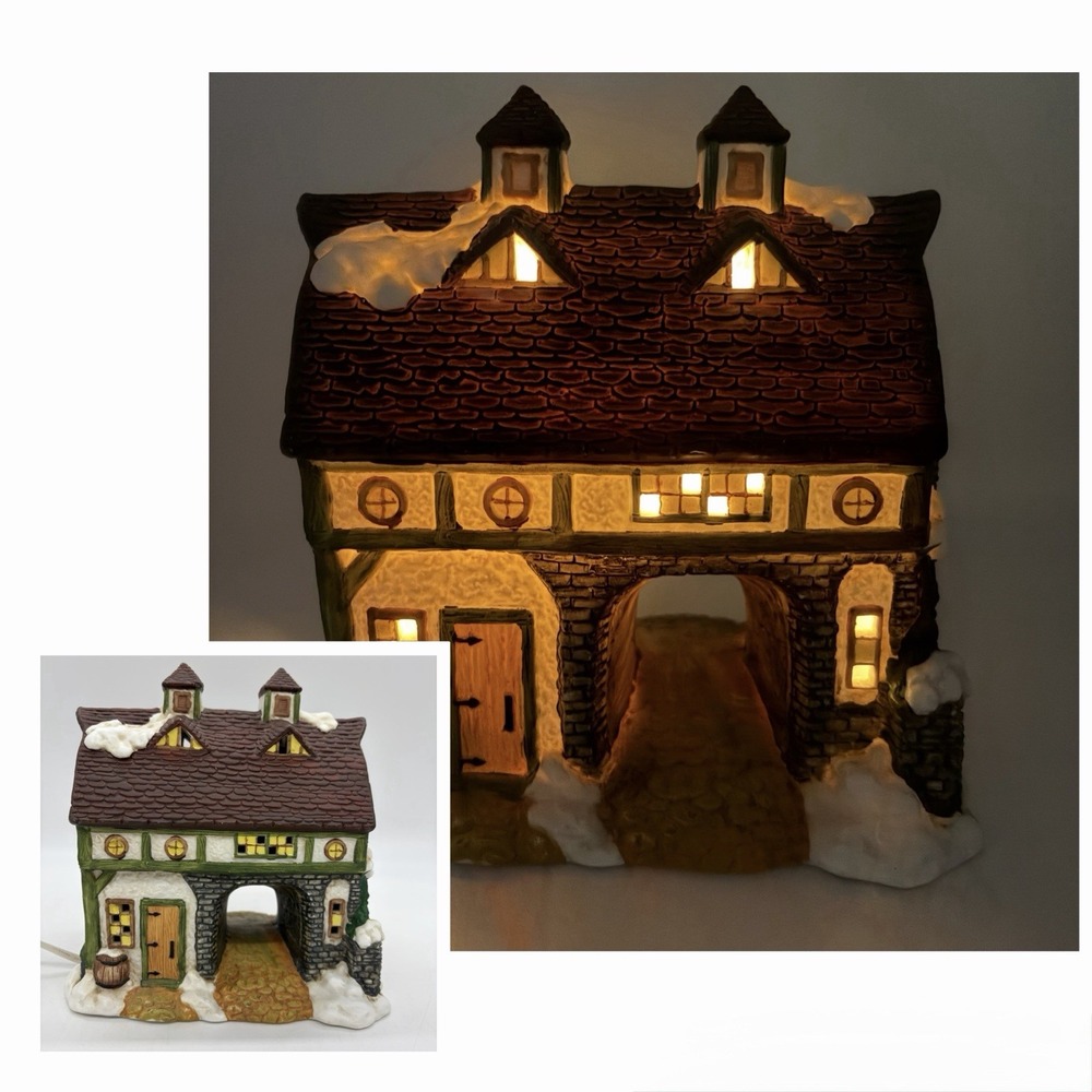 Vintage Walmart Smith's Stables Christmas Village Lighted Ceramic Building Barn